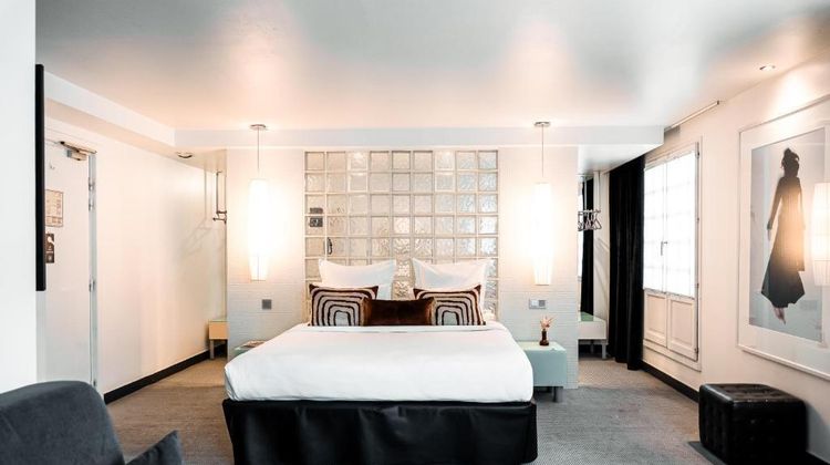 Kube Hotel Paris Room