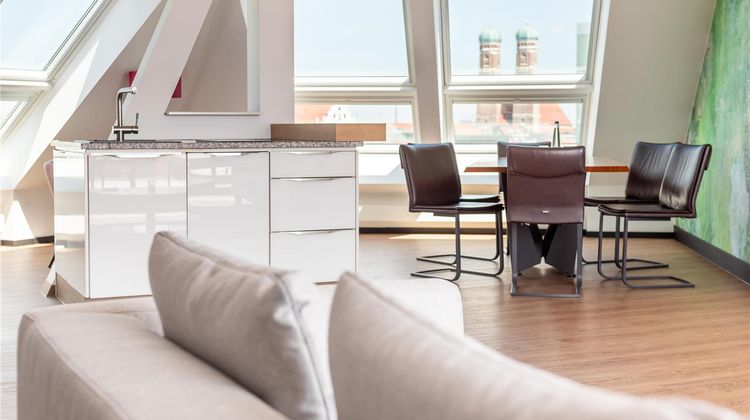 Koos Hotel & Apartments Suite