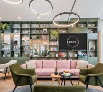 Koos Hotel & Apartments Lobby