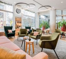 Koos Hotel & Apartments Lobby