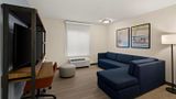 Everhome Suites Salem Suite