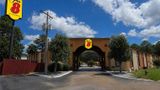 Super 8 by Wyndham Richland MS Exterior