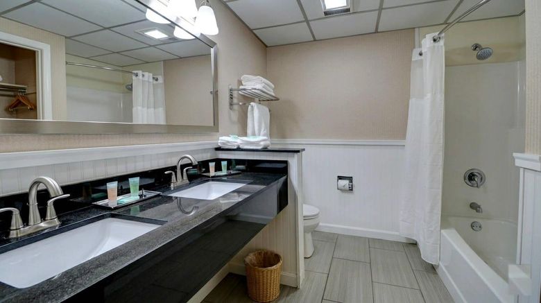 <b>Anchorage Inns & Suites Room</b>. Images powered by <a href="https://iceportal.shijigroup.com/" title="IcePortal" target="_blank">IcePortal</a>.