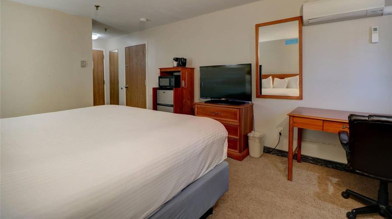 <b>Anchorage Inns & Suites Room</b>. Images powered by <a href="https://iceportal.shijigroup.com/" title="IcePortal" target="_blank">IcePortal</a>.