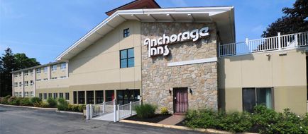 Anchorage Inns & Suites Exterior