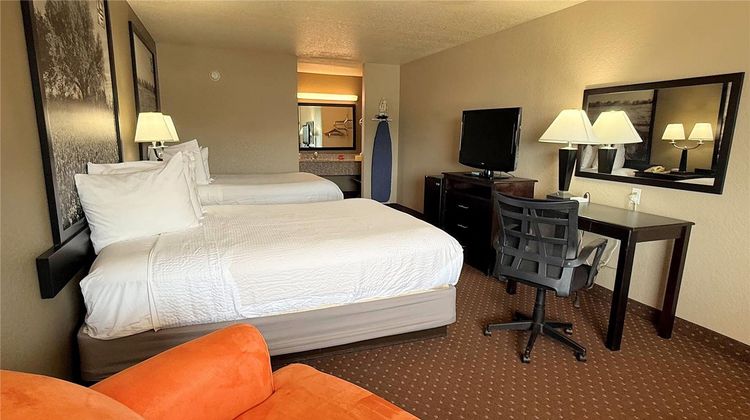Baymont by Wyndham New Braunfels TX Room