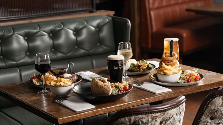 <b>An Chuirt Gweedore Court Hotel Restaurant</b>. Images powered by <a href="https://iceportal.shijigroup.com/" title="IcePortal" target="_blank">IcePortal</a>.