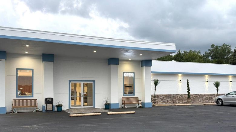 Baymont Inn  and  Suites Newton Exterior. Images powered by <a href="https://iceportal.shijigroup.com" target="_blank" rel="noopener">Ice Portal</a>.