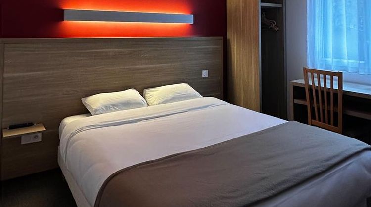 Fasthotel Laval Room