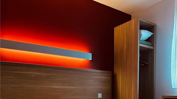 Fasthotel Laval Room