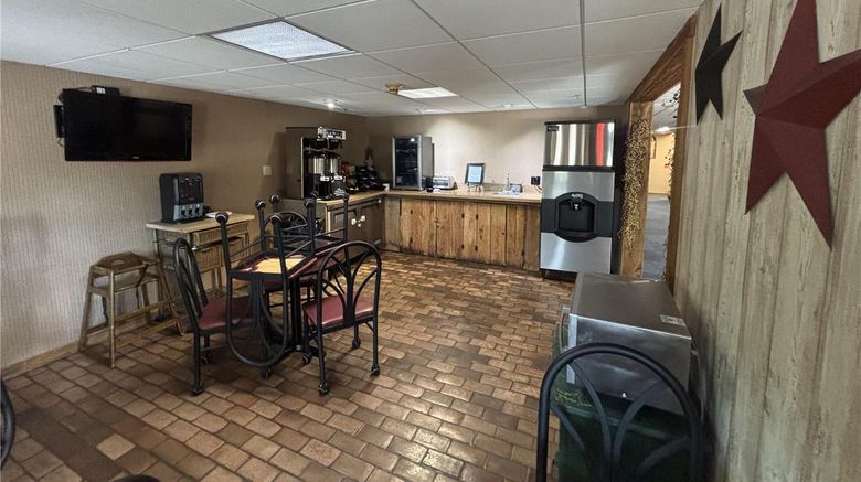 <b>Country Inn Lancaster, SureStay Coll Restaurant</b>. Images powered by <a href="https://iceportal.shijigroup.com/" title="IcePortal" target="_blank">IcePortal</a>.