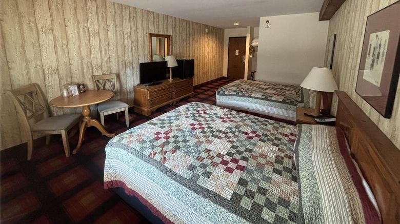<b>Country Inn Lancaster, SureStay Coll Room</b>. Images powered by <a href="https://iceportal.shijigroup.com/" title="IcePortal" target="_blank">IcePortal</a>.