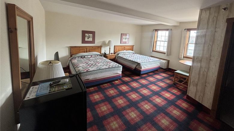 <b>Country Inn Lancaster, SureStay Coll Room</b>. Images powered by <a href="https://iceportal.shijigroup.com/" title="IcePortal" target="_blank">IcePortal</a>.