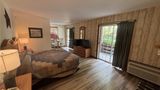 <b>Country Inn Lancaster, SureStay Coll Room</b>. Images powered by <a href="https://iceportal.shijigroup.com/" title="IcePortal" target="_blank">IcePortal</a>.