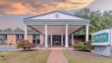 Quality Inn & Suites Exterior