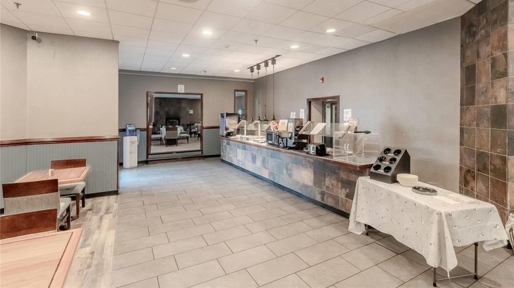 Quality Inn & Suites Restaurant