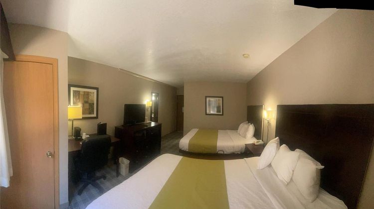 Quality Inn Council Bluffs I-80 Room