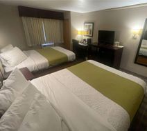Quality Inn Council Bluffs I-80 Room