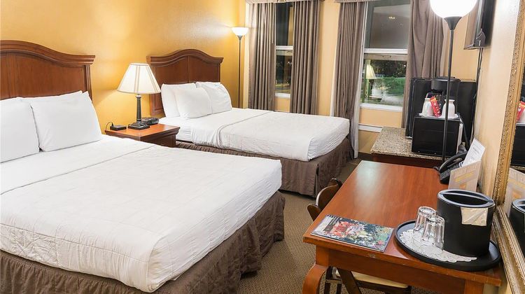 O'Brien Riverwalk Boutique Hotel Room