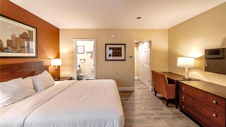 <b>Hotel Boston Room</b>. Images powered by <a href="https://iceportal.shijigroup.com/" title="IcePortal" target="_blank">IcePortal</a>.