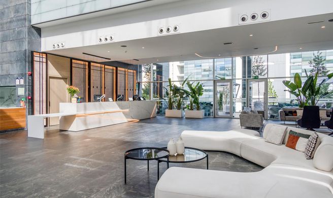 Hotel Ilunion Atrium Lobby