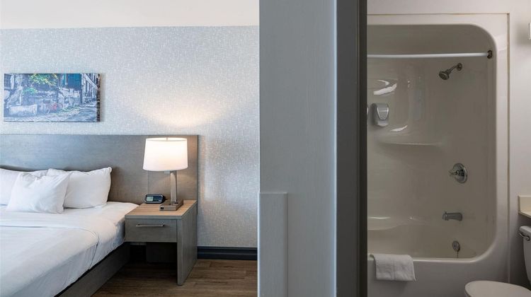Repotel Airport Hotel Room