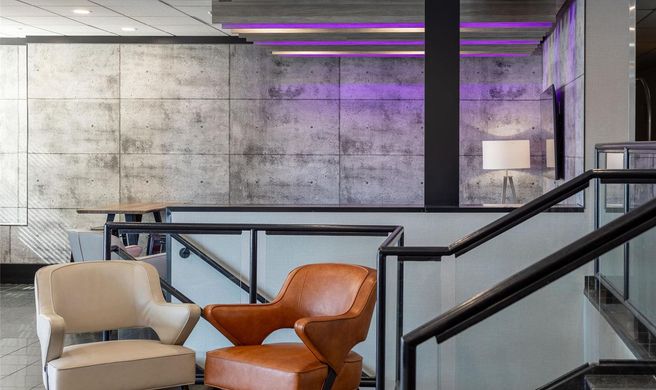 Repotel Airport Hotel Lobby