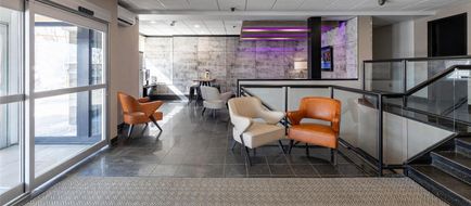 Repotel Airport Hotel Lobby