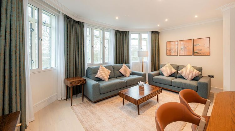 Fountain House Apartments Lancaster Gate Room
