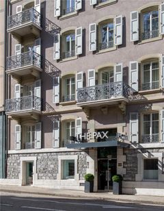 Pax Hotel