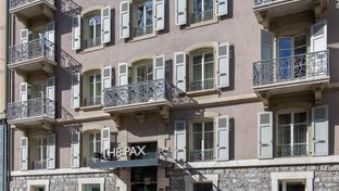 Pax Hotel