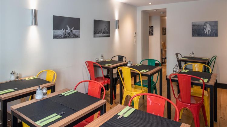 Pax Hotel Restaurant
