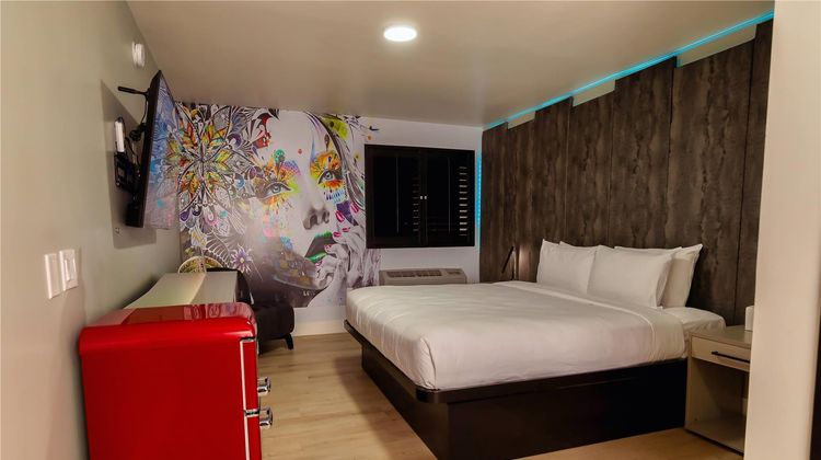 The Lexi Las Vegas Room