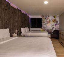 The Lexi Las Vegas Room