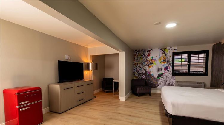 The Lexi Las Vegas Room