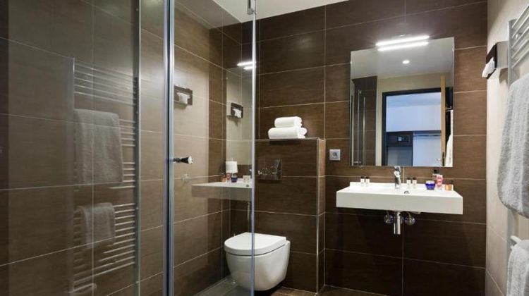Simon's Paris Boutique Hotel & Ice Bar Room