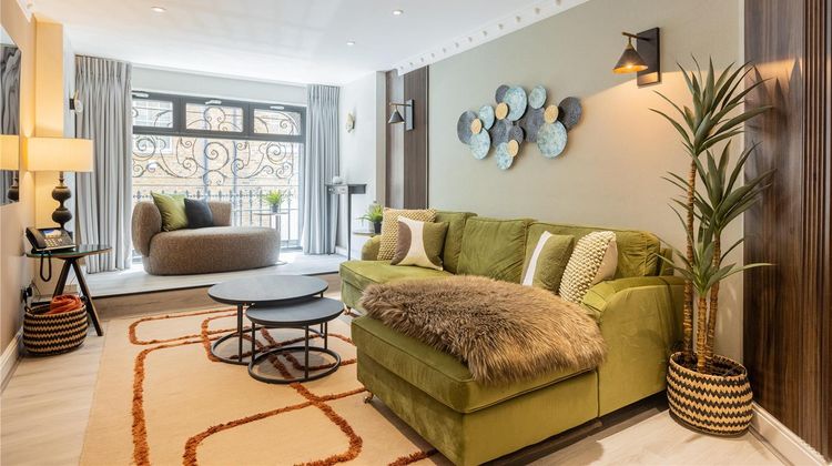 Mayfair House London Room