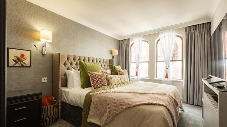 Mayfair House London Room