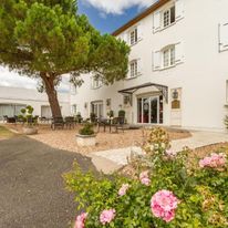 Hotel des Chateaux