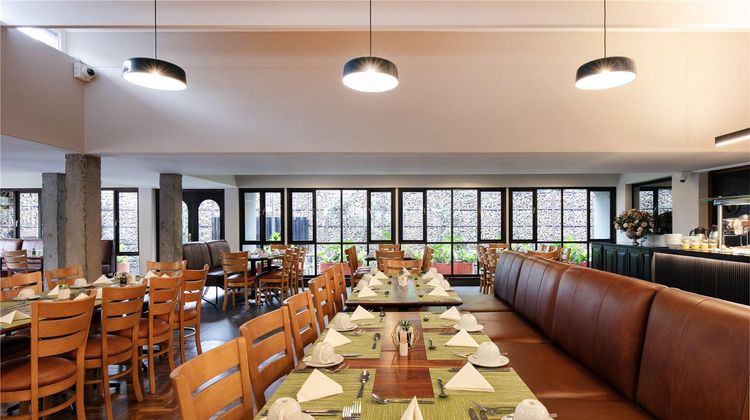 Hotel 224 Restaurant