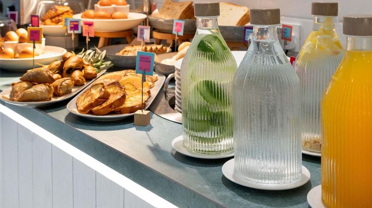 Ibis Styles Larnaca Finikoudes Beach Restaurant