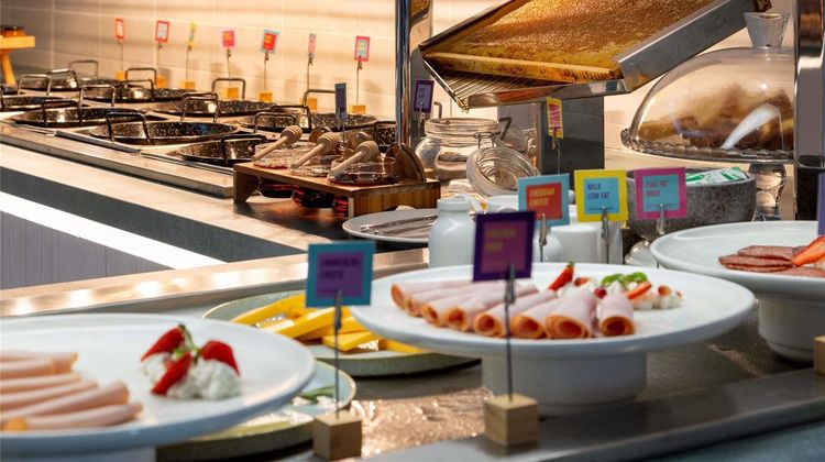 Ibis Styles Larnaca Finikoudes Beach Restaurant