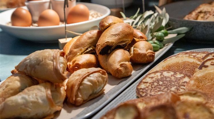Ibis Styles Larnaca Finikoudes Beach Restaurant