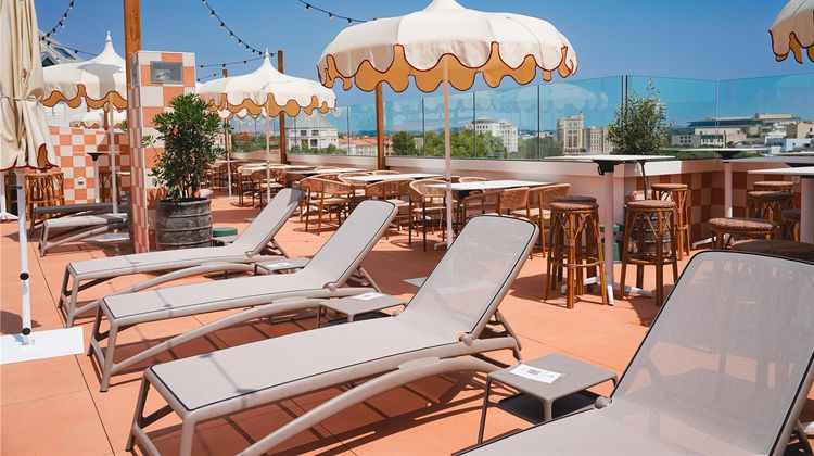 Residence Les Consuls de Mer Pool