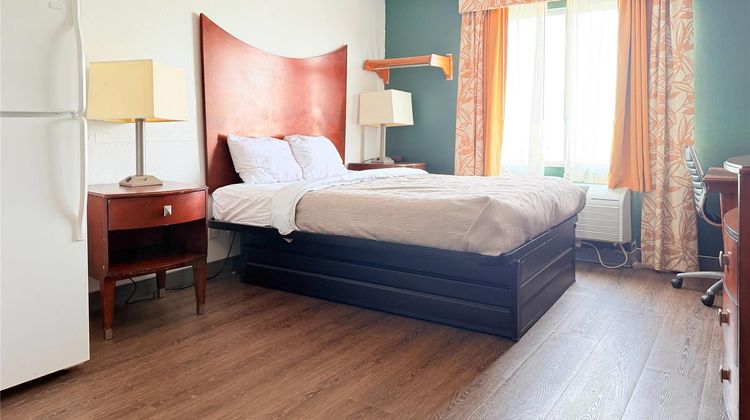 Travelodge by Wyndham Fort Wayne North Room
