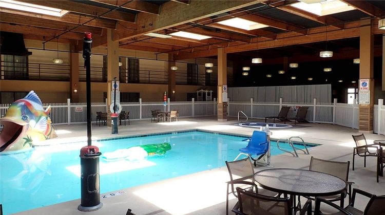 Western Heritage Hotel and Conference Center Pool