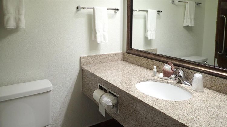 Western Heritage Hotel and Conference Center Room