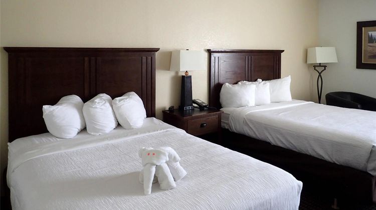 Western Heritage Hotel and Conference Center Room