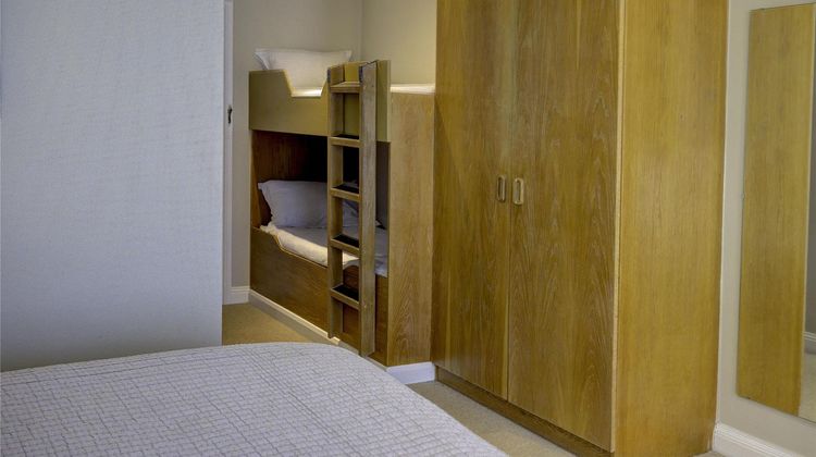 Forest Lodge Hotel Room