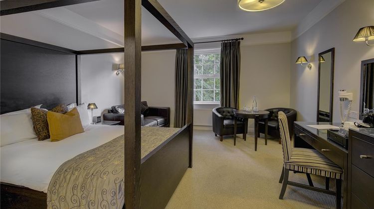 Forest Lodge Hotel Room